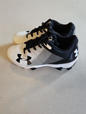 Under Armour Cleats